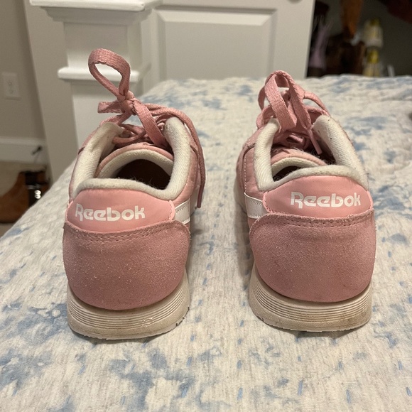 Reebok Tennis Shoes - Picture 7 of 7